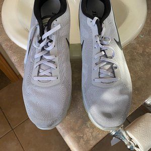 NIKE AIR MAX SEQUENT